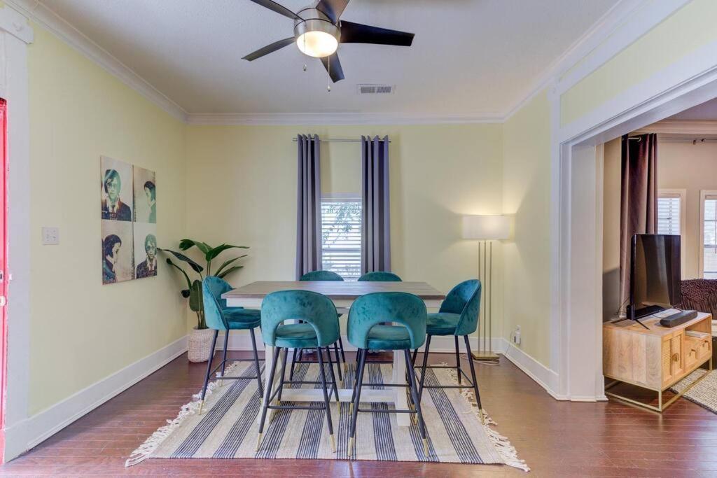 Bright & Charming Cottage With Fire Pit And Porch Swing - Close To Beale Street, Bbq, Graceland, And The Liberty Bowl Memphis Exterior photo